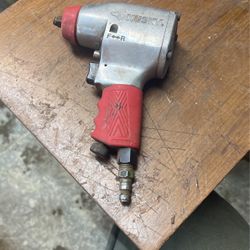 Husky 3/8 Inch Impact Wrench