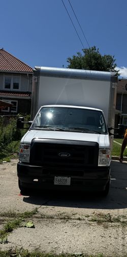 2022 Ford E350 16ft Box Truck