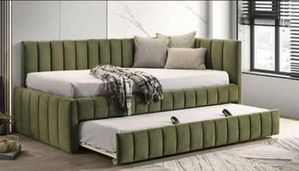 Brand New Green Twin Size Daybed w Trundle Bed