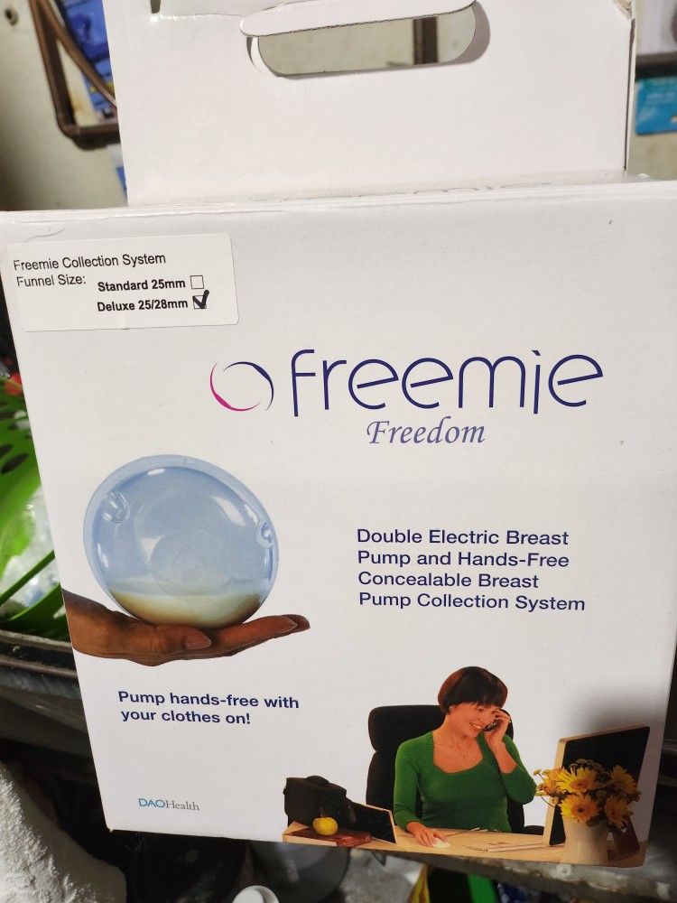 Freemie Freedom Breast Pump