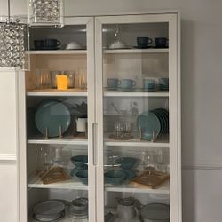 Glass-door cabinet