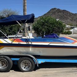 Gemini power Boat/185 HP Outboard With Trailer/ New Flooring & Carpet