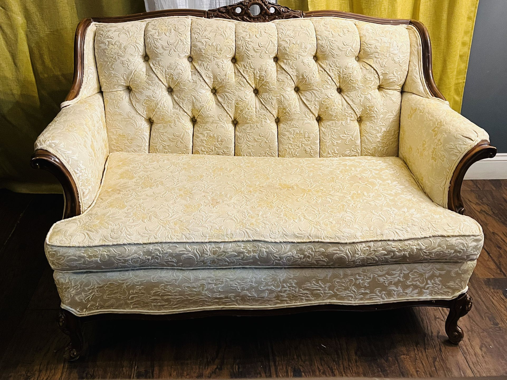 Vintage Queen Sofa 