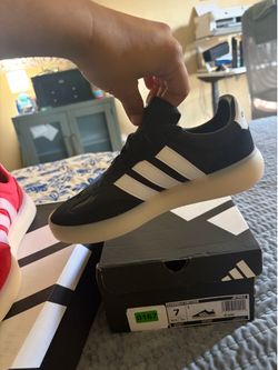 Shoes - new