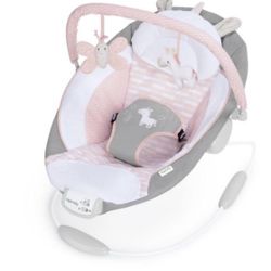 Ingenuity Soothing Baby Bouncer with Vibrating Infant Seat