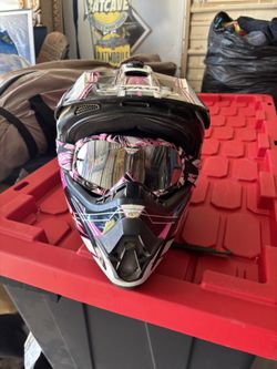 Youth Small Helmet and Googles 