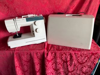 Husqvarna Viking Emerald 116 Sewing Machine