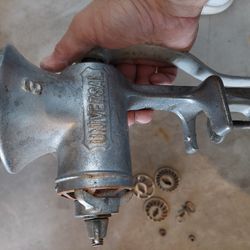 Universal Vintge Metal No 3 Meat and Food Grinder Processer