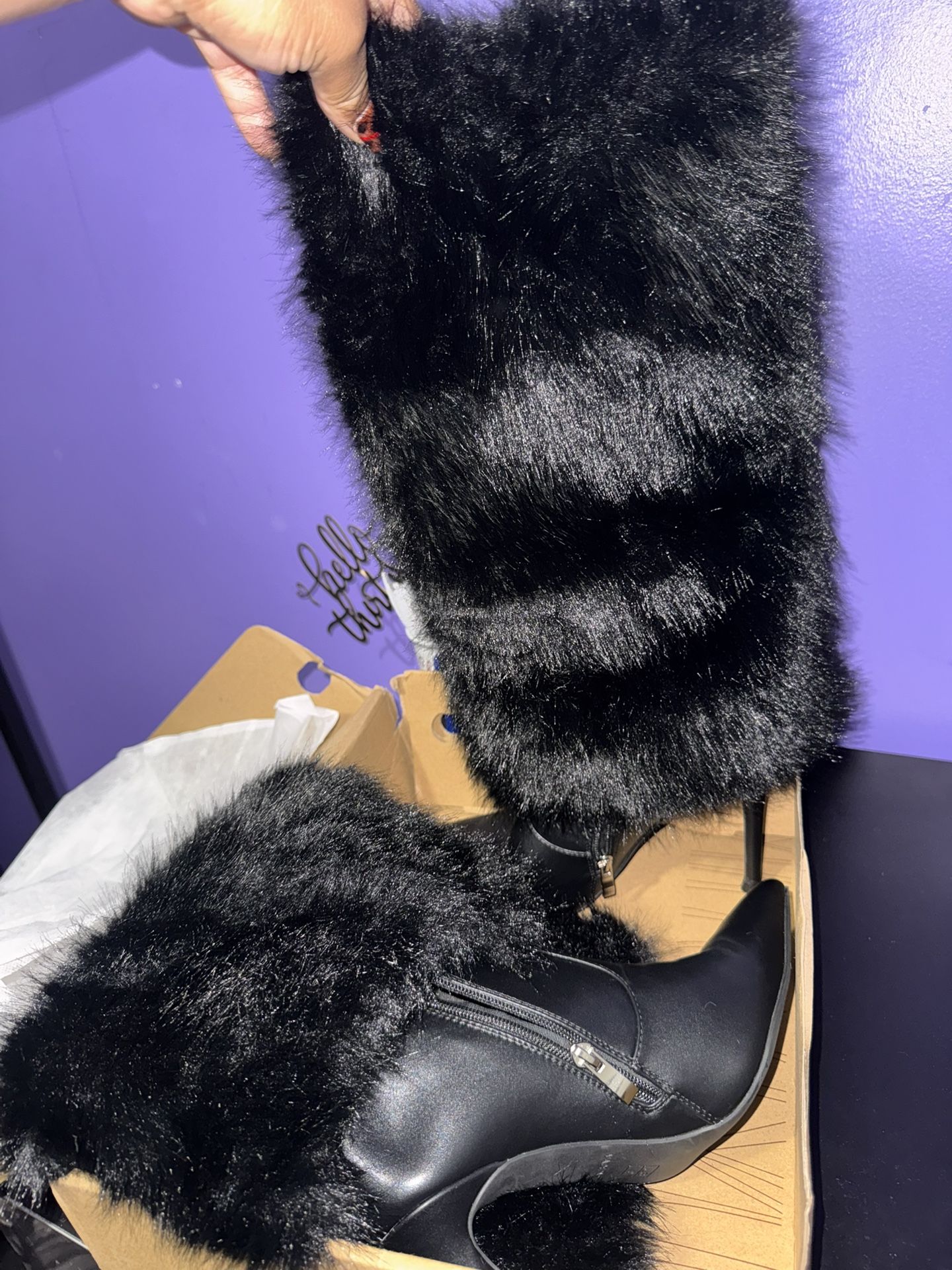 Women’s Fur Boot Heels Size 9 