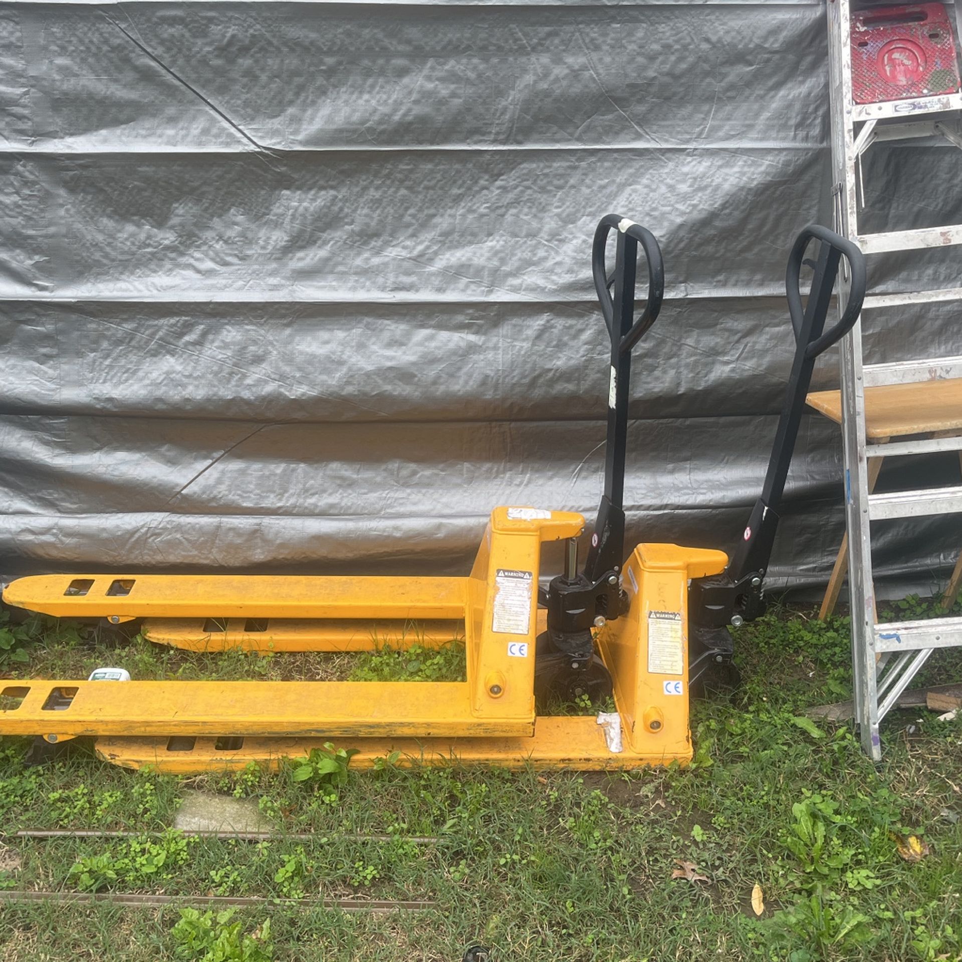 Pallet Jacks