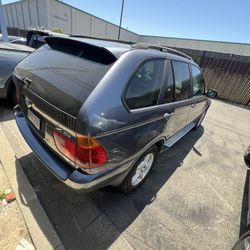 BMW X5 3.0 Clean Title