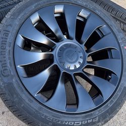 4x 19" Model Y Model 3 Performance Style Rims BLE SENSORS (original sensors). BRAND NEW RIMS WITH TIRES.