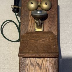 Antique KELLOGG wall mount Rotary vintage phone.