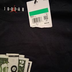 Jordan T SHIRT