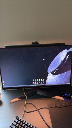 LG 27GL83A-B 27-Inch Ultragear QHD 2560 x 1440 IPS Gaming Monitor, 144Hz, 1ms