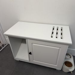 Hidden Litter Box 