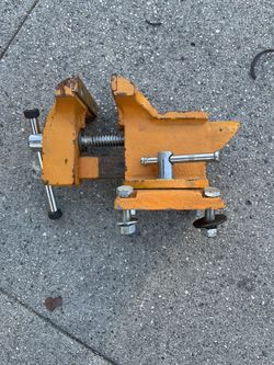 Pony Bench Vise, 4 in Jaw Opening,
