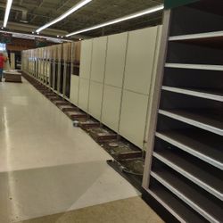 GONDOLA SHELVING