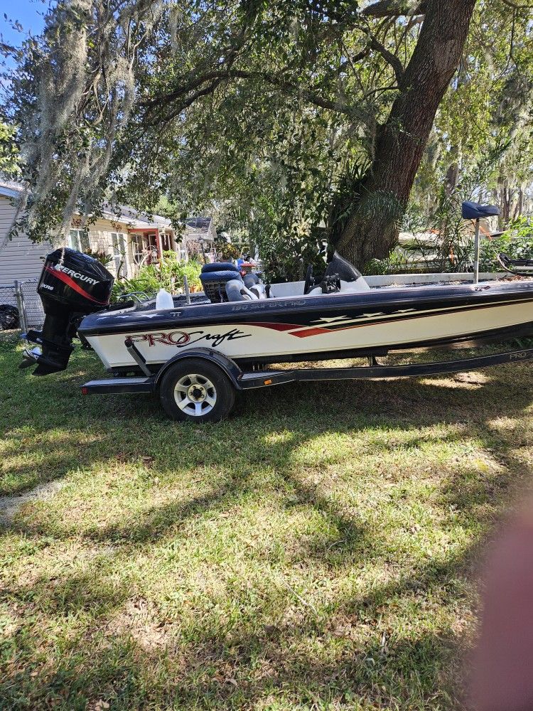 2003 19' Procraft.