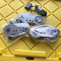 Super Nintendo Controllers 