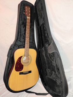 Left Handed Fender Acoustic Guitar + Gator Case + Kyser Capo