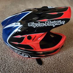 Mountain Bike Helmet