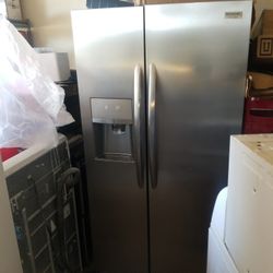 Super Super Nice Frigidaire Refrigerator 
