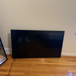 40 INCH TV