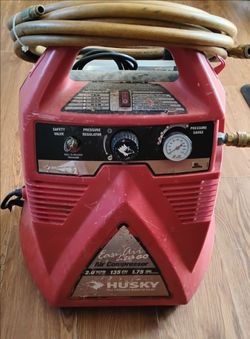 Husky Air Compressor 135psi 1.75gal