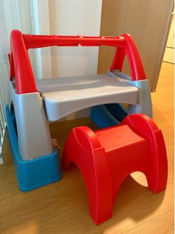 Kid/toddler desk with stool