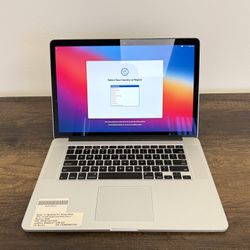 15" MacBook Pro*2.5Ghz Intel Quad Core i7*256GB SSD*16GB RAM