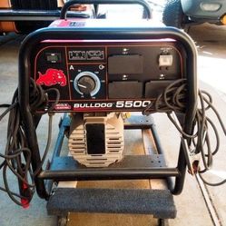 Lincoln Electric Bulldog 5500 Gas-Powered Portable ARC Welder/Generator – Like New, 2–3 Hours Use