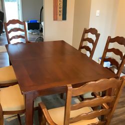 Dining Room Table With Leaves And 6 Dining Chairs 