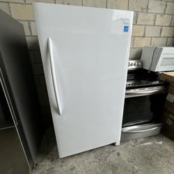Frigidaire Freezer Excellent Conditions 