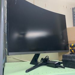 Samsung Curved Monitor 