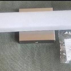 Bathroom vanity light (LED)