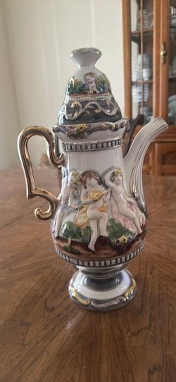 Portuguese Alcobaca Teapot $50 OBO