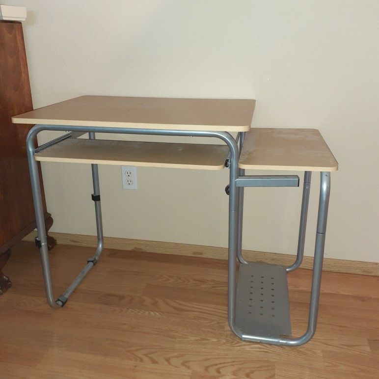 Computer Desk