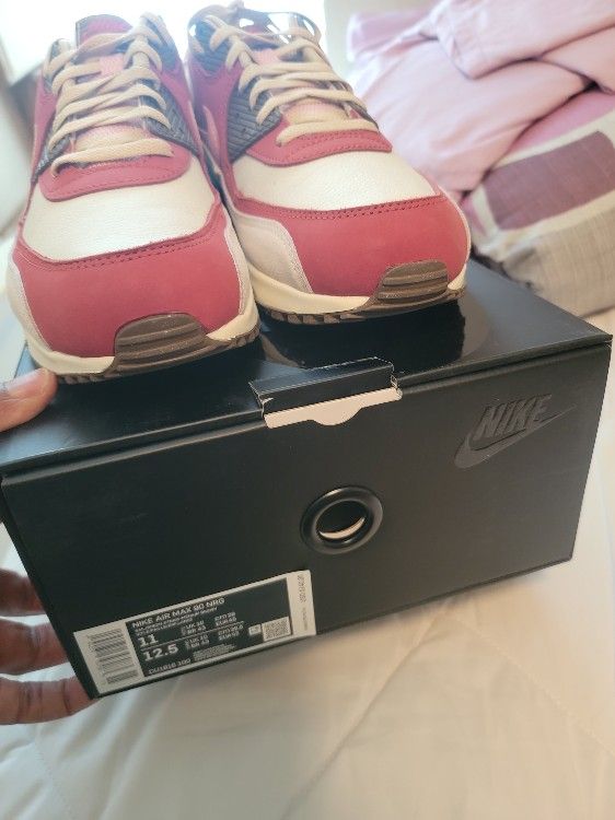 Air Max Bacon Size 11