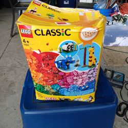 Lego classic