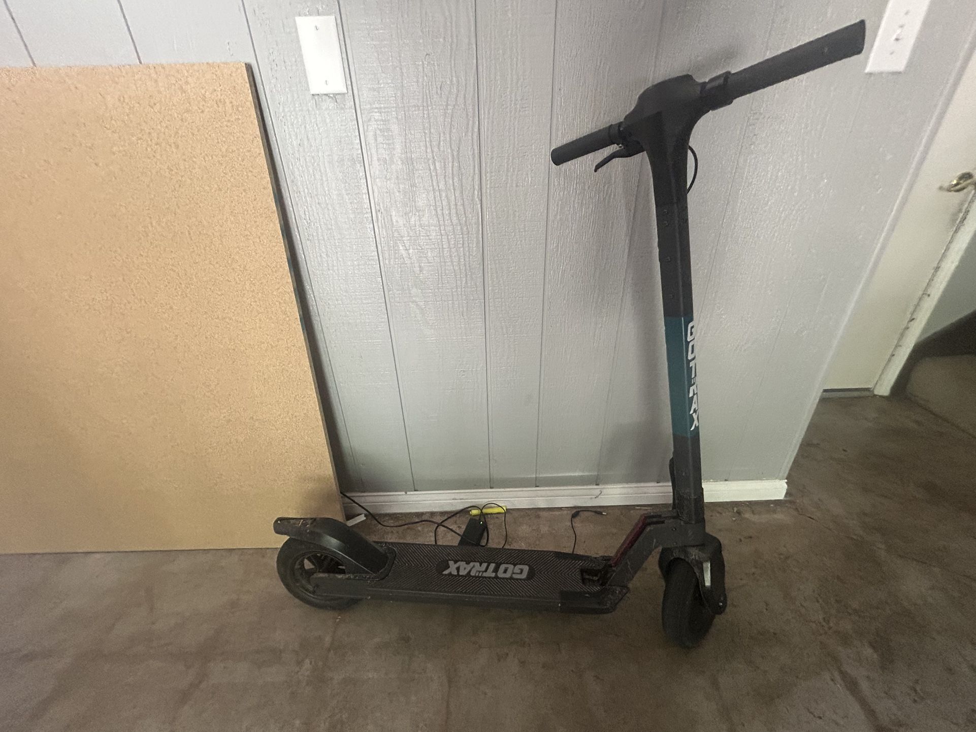 Gotrax Xr Elite Max Electric Scooter