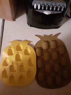 Pineapple Rubber Ice Cube Trays