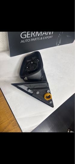 BMW. F32. Rh side  Mirrror oem