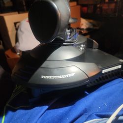 Thrustmaster 4