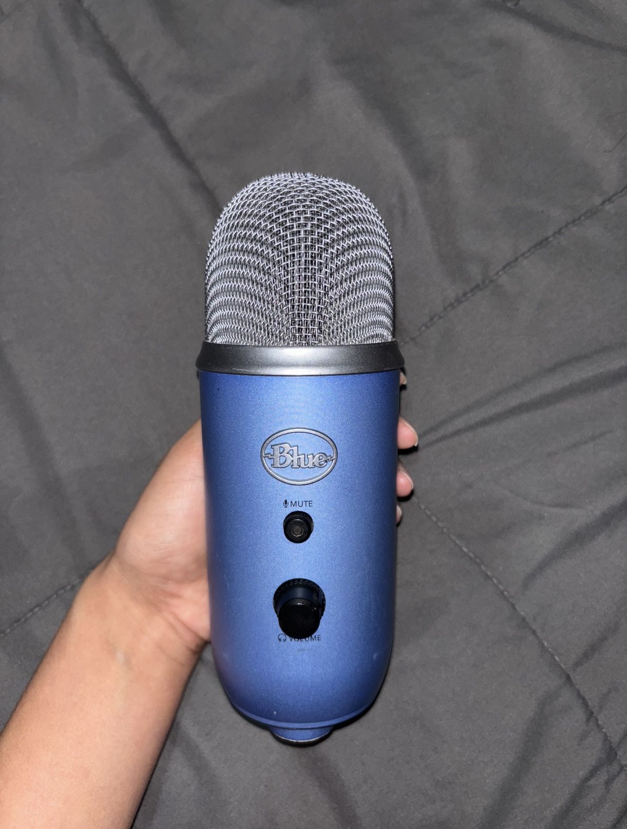 Blue Yeti Usb Microphone Mic Stand And Adjustable Stand With Pop Filter