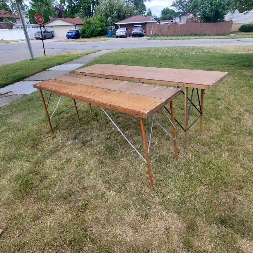 Vintage Wallpaper Tables