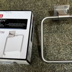 2 Delta Brushed Nickel Towel Rings - New