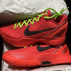 DS Nike Kobe 6 Protro ‘Reverse Grinch’ Size 10