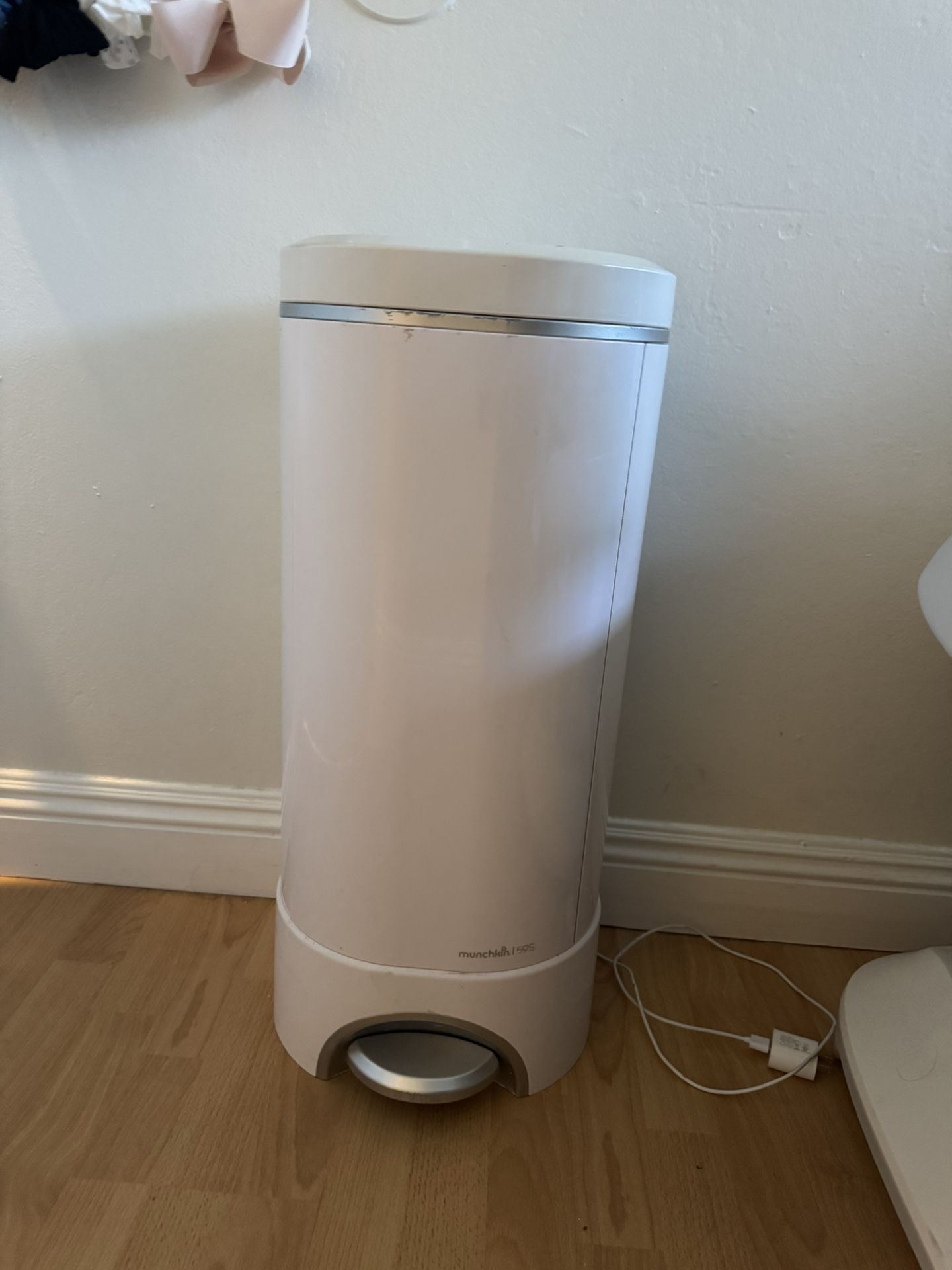 Diaper Pail UV