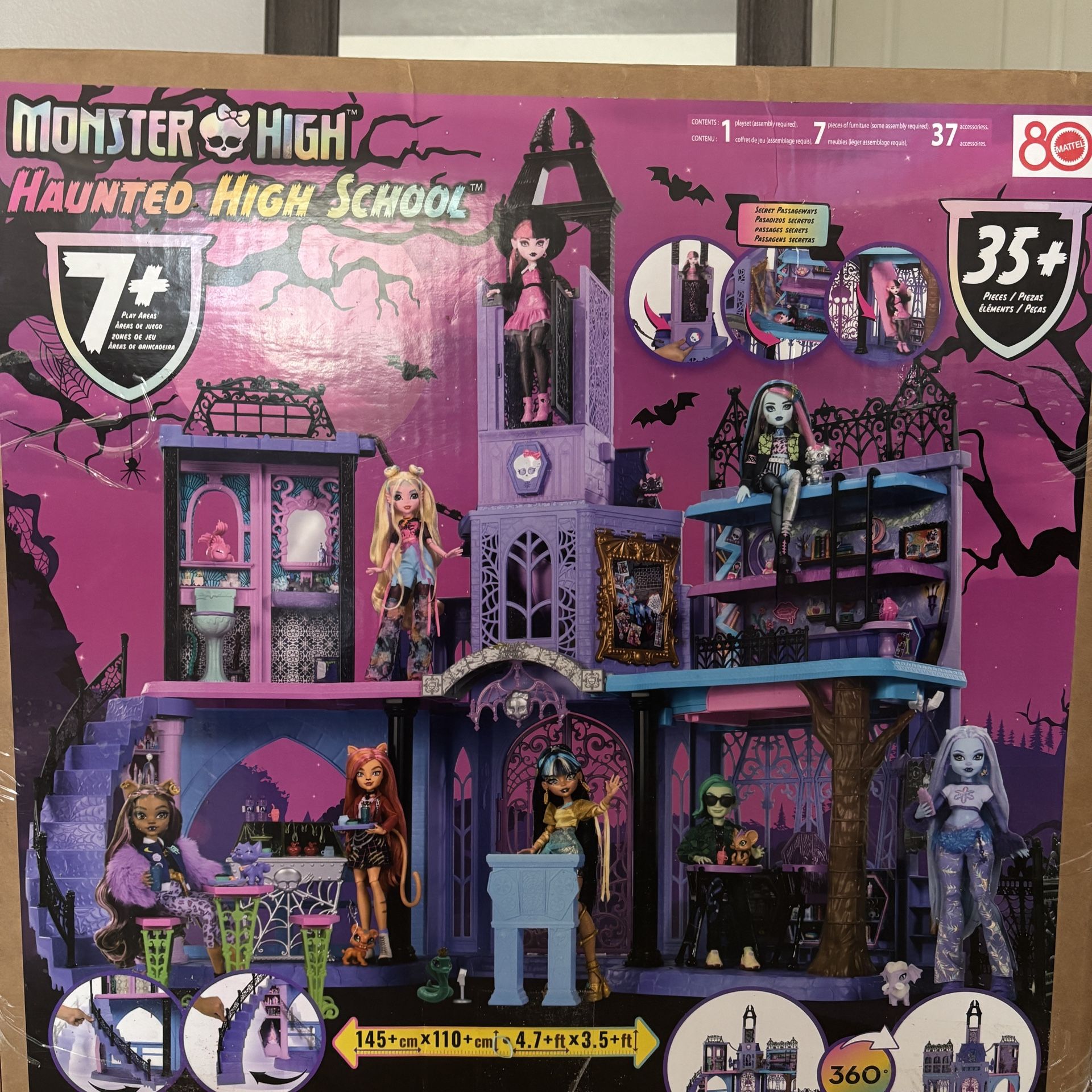 BRAND NEW MONSTER HIGH DOLLHOUSE